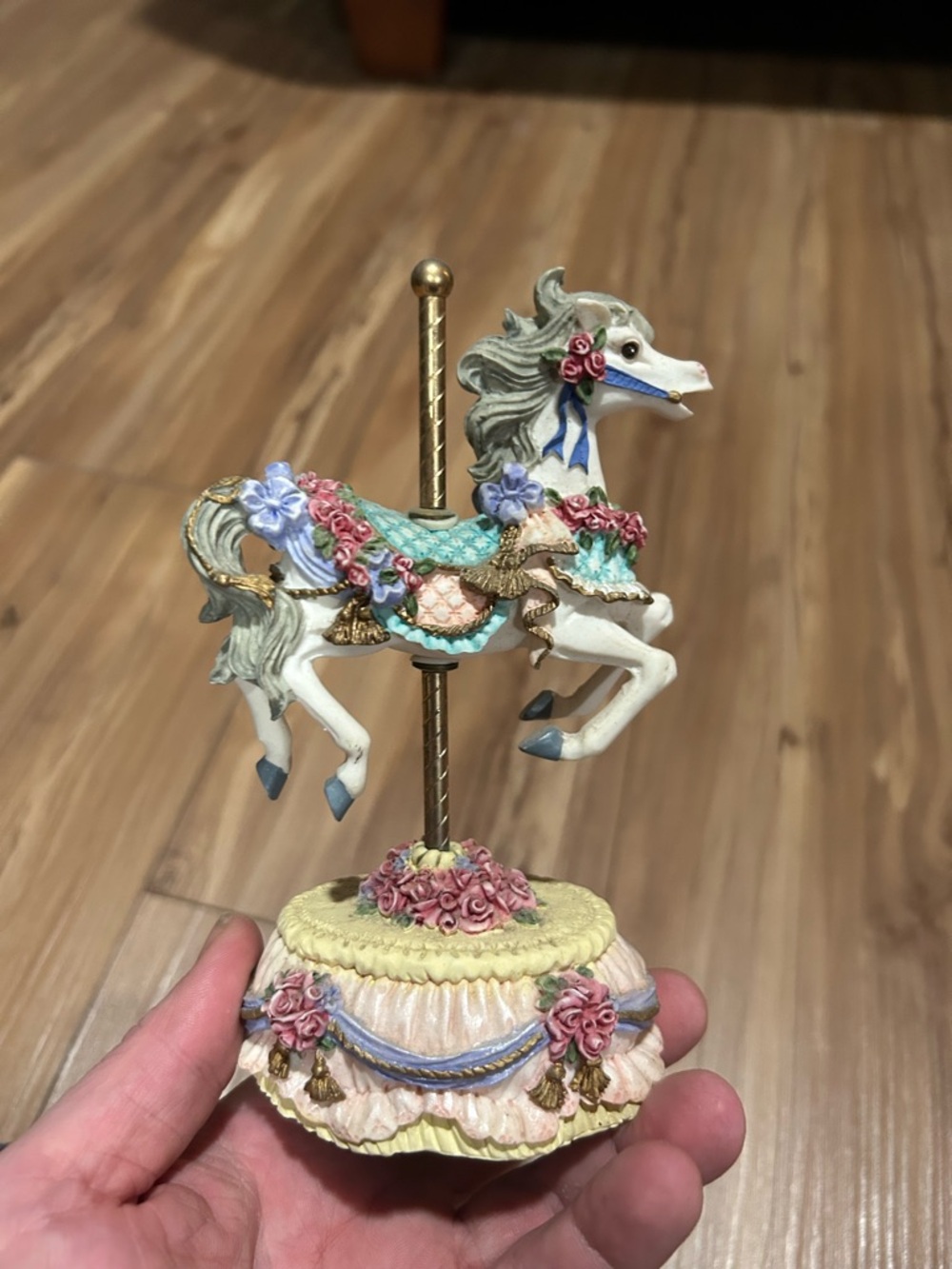 Melodies County Fair Carousel Horse Yesterday Heritage House Figure